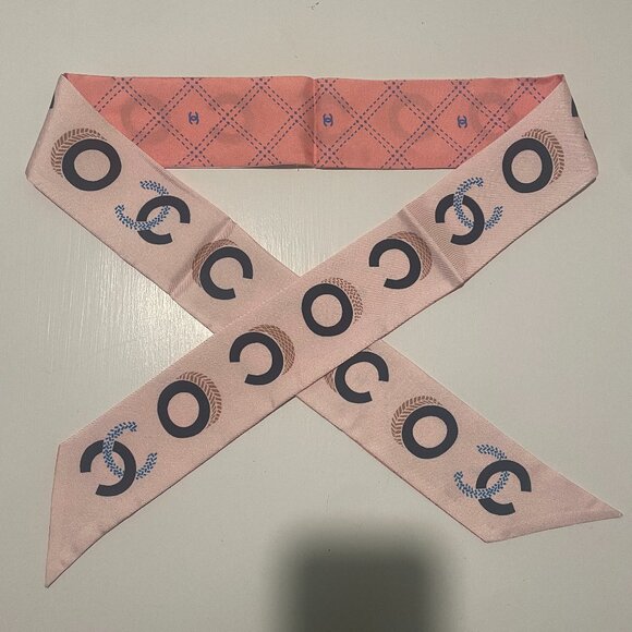 CHANEL Logo CC Coco Silk Twill Slim Bandeau Scarf Twilly Light Pink - Picture 1 of 4